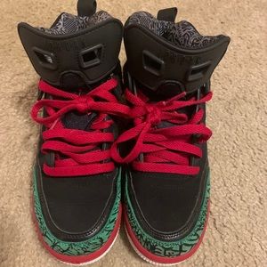 Boy’s Jordan Sneakers
